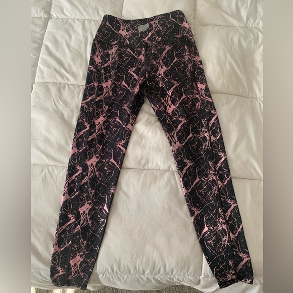 Love Her Shop Leggings - Picture 3 of 4